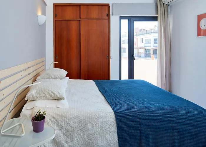 Casas Barulho Old Town Αλμπουφέιρα